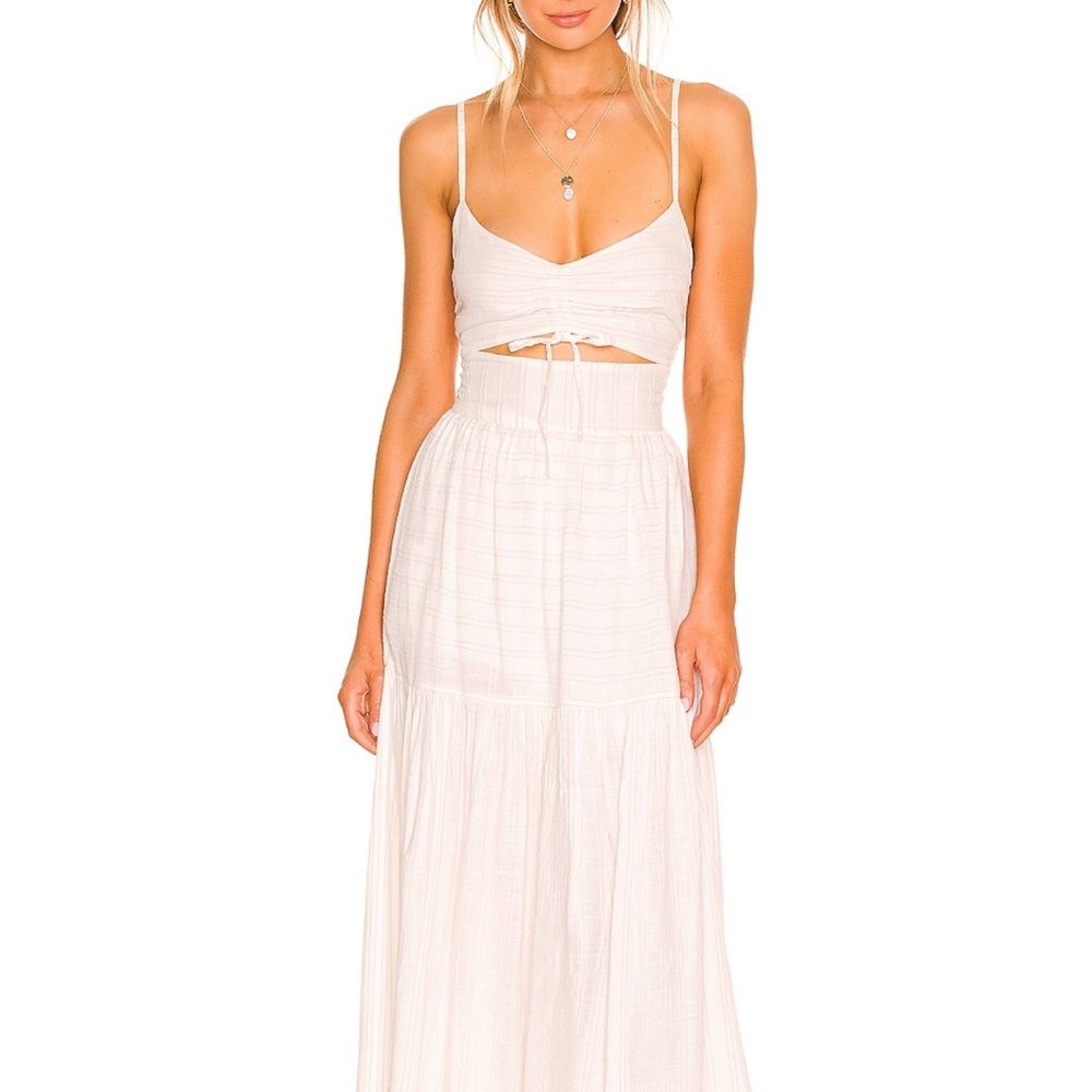 Elegant White Maxi Dress